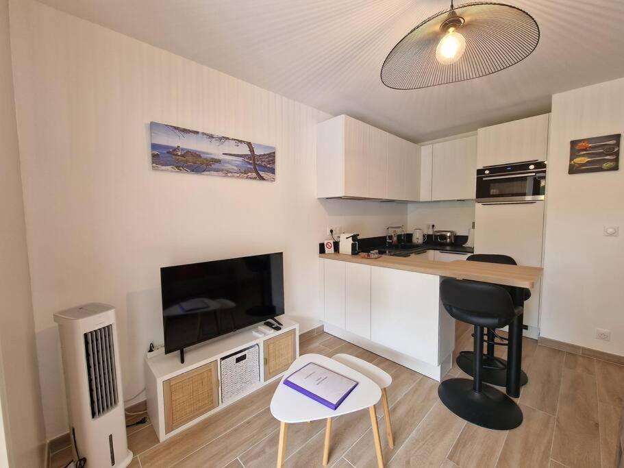 T2 Neuf, Parking Prive,Acces Mer Bandol Luaran gambar